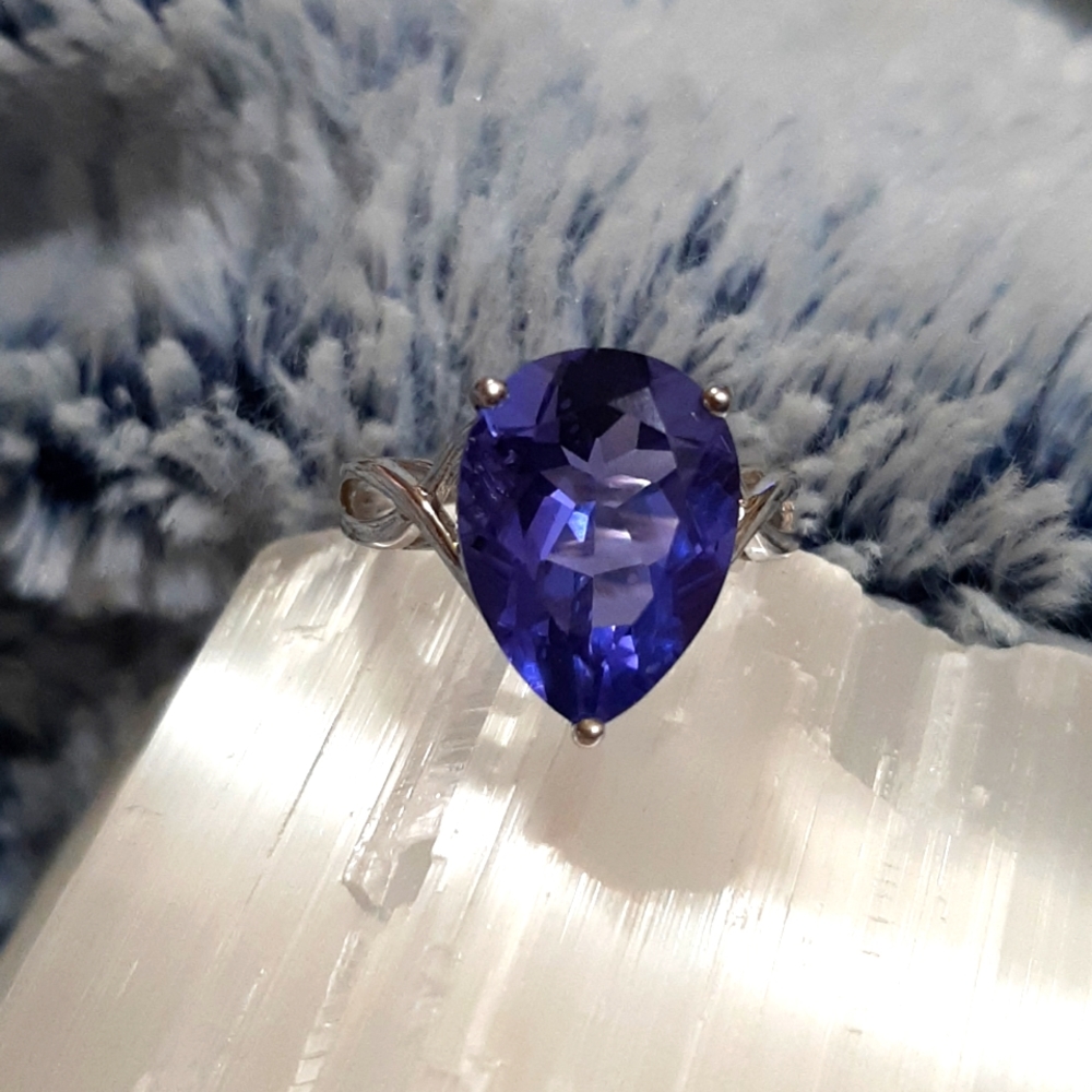 Flourite Ring NWOT
